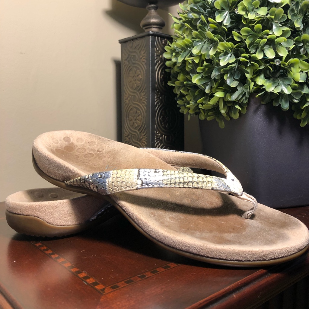 Vionic Snakeskin Pattern Flip Flop